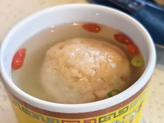 海鲜狮子头-巧克力渔家.小船海鲜胶东菜(万平口店)