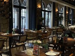 -Osteria Garden 生蚝花园餐厅(原进贤路店)