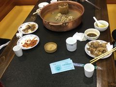 -朴小妹人参鸡汤火锅(长白山万达店)