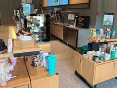 -星巴克(长沙友阿奥特莱斯店)