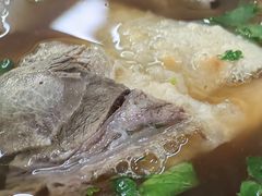 -赵氏牛肉罩火烧
