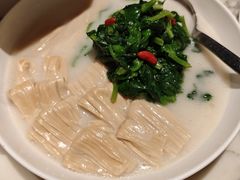 -遇外滩(BFC外滩金融中心店)