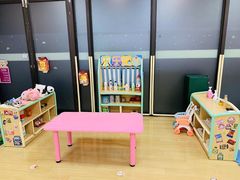 -黄浦乐烁龙鱼宝贝托育园(海潮路校区)