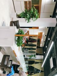 -CARR SALON