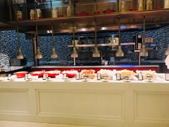 自助调料区-海口绿发希尔顿酒店-田园汇自助餐·三文鱼·海鲜