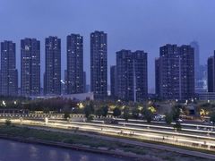 -南京眼步行桥