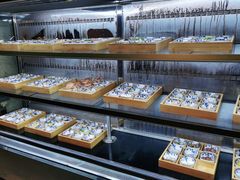 面包甜点陈列柜-桃源咖啡厅(武夷山大红袍山庄店)