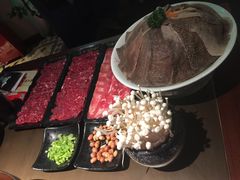 -左庭右院鲜牛肉火锅(新梅广场店)