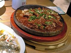 -蜜桃餐厅·伴山(湖滨商业街店)