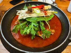 -喇喇排骨火锅·传统韩式脊骨汤(望京西园总店)