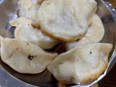 -黄阿姨锅贴大王(万航渡路店)