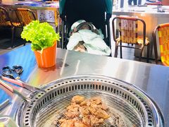 -马路牙子烧烤音乐酒馆(望京店)