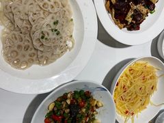 -楚山晓·湖北菜(武汉光谷K11店)