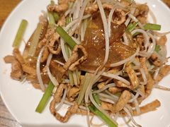 -泉畔人家·老济南经典鲁菜(大明湖店)