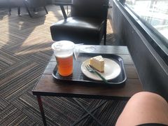 -星巴克臻选(盐城金鹰聚龙湖店)