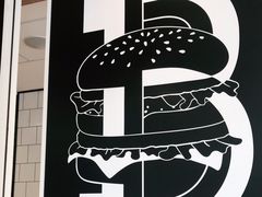-麦当劳(保利若比邻店)
