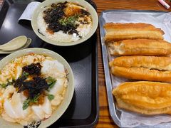 -禾诗夜市大饼油条(松江店)