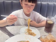 -必胜客(尹山湖歌林公园店)