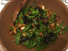 -丹江口渔村·湘味厨房(桃园店)