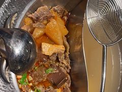 -左庭右院鲜牛肉火锅(金山万达店)