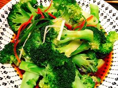 西兰花-塔哈尔·新疆盛宴(城西银泰店)