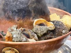 -一口猪海鲜浑锅·东北家常菜