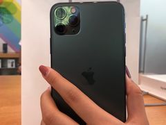 -Apple零售店(华贸购物中心店)