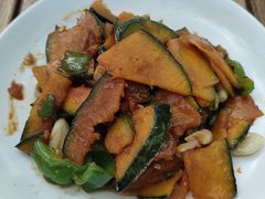 -柴窝堡22号辣子鸡·传承新疆菜