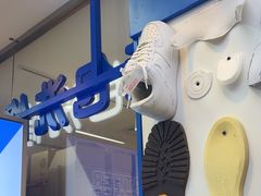 -爱革·洗衣改衣·洗鞋修鞋·洗包修包·奢侈品护理(宝地广场店)