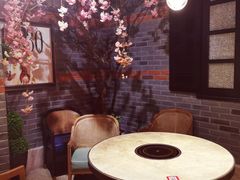 -沪小胖小龙虾(淮海中路旗舰店)