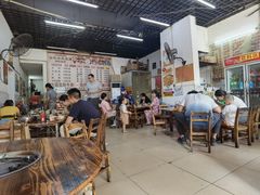 大堂-周良天山牛杂城(天山路总店)