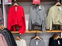 -优衣库(广州天河领展广场店)