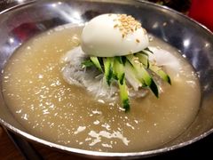-江南猪肉商会无限续吃(弘大店)