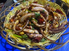 -老东镇啤酒屋海鲜加工·蒸汽海鲜·海鲜烧烤(台东店)