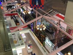 -鸿通城购物中心