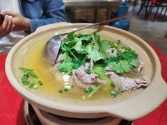 -冯烫烫跷脚牛肉·川菜小馆(武胜西街店)