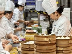 -馋三尺蟹粉小笼(人民广场店)