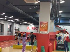 -悦动体能篮球羽毛球网球(三里河店)