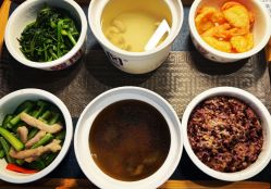 -巍阁高端月子中心(新世界店)
