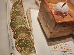 -绿茶餐厅(光谷世界城步行街店)