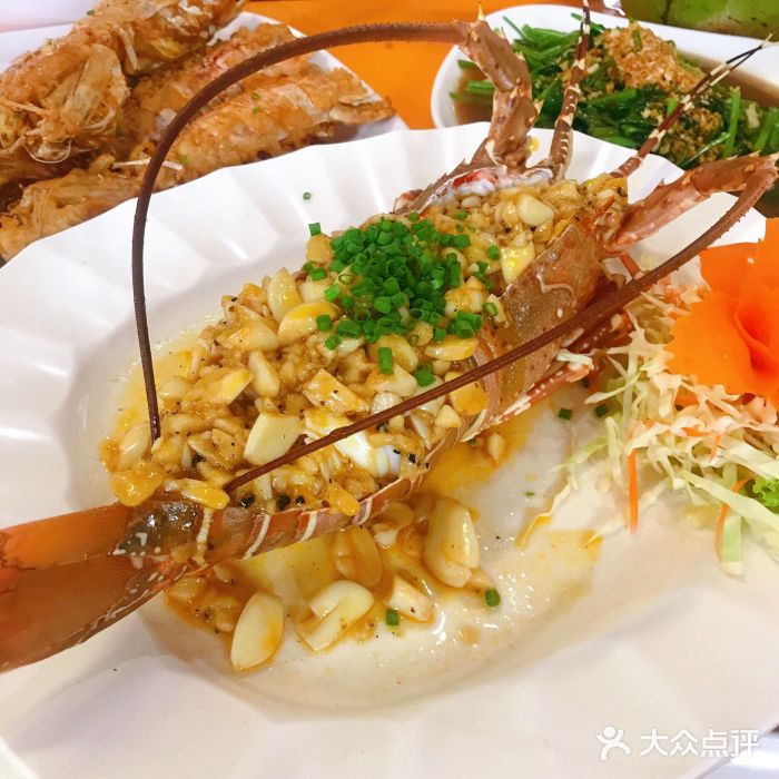 班赞生鲜市场蒜蓉大龙虾图片