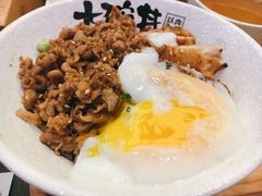 -熊吞·大碗丼烧肉饭(济宁万达广场店)