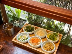 -银米·云南传统过桥米线(双廊黑金冠店)