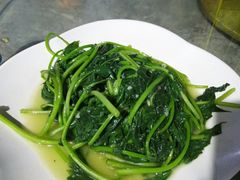 -亚龙湾8号(丁村万人海鲜广场店)