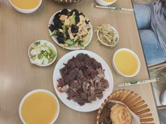 -闫家驴肉老店(华电一校店)