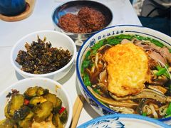 -镇南锅盖面馆(解放路店)