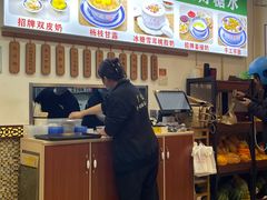-广信牛奶甜品世家(台东店)
