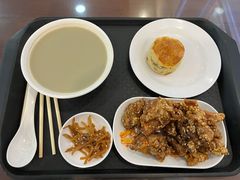 -聚德华天护国寺小吃(甜水园店)