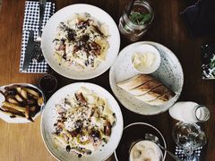 -ROAST coffee & eatery