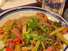 辣炒黄牛肉-你又瘦了小酒馆(奥体店)